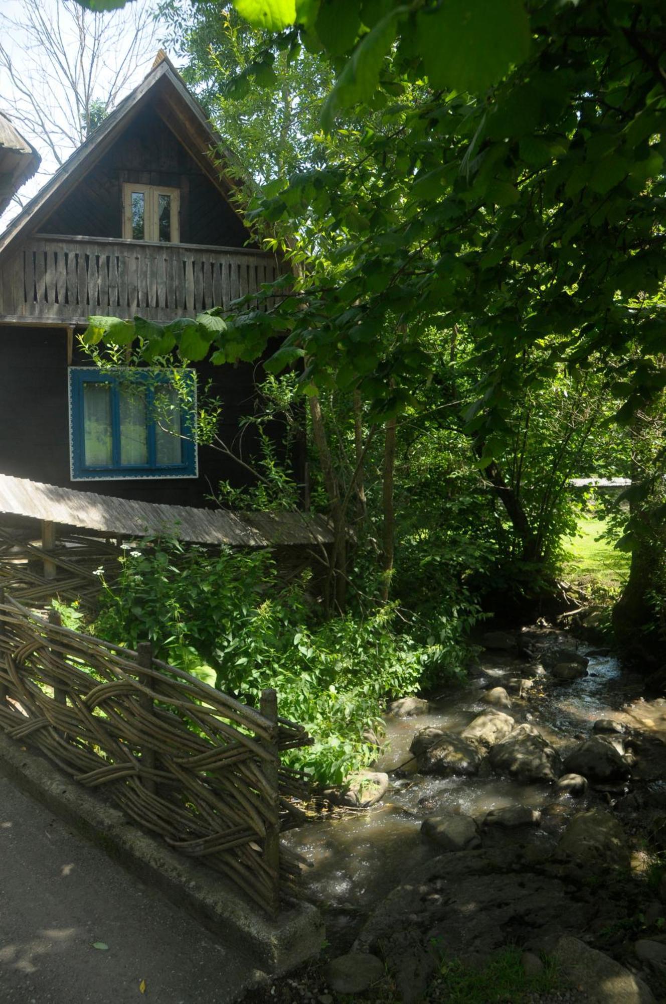 The Village Pension Breb 外观 照片