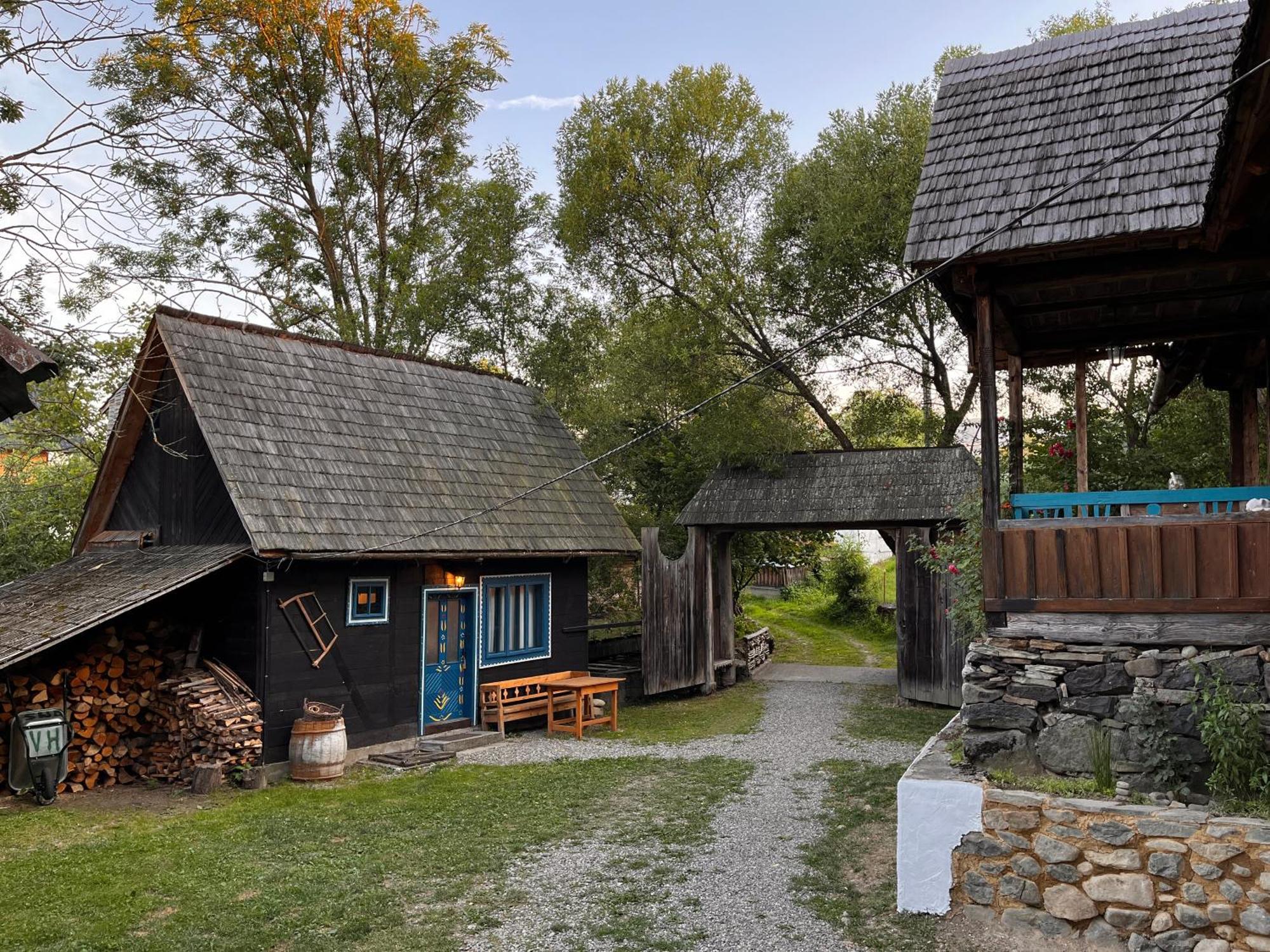 The Village Pension Breb 外观 照片