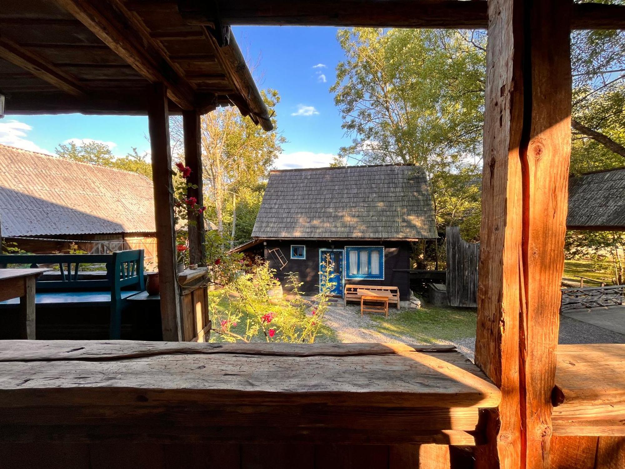 The Village Pension Breb 外观 照片